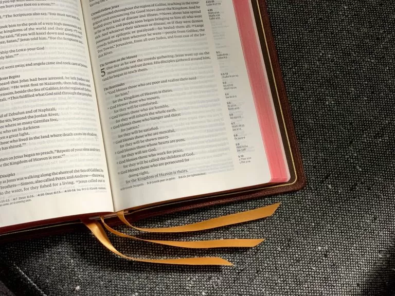 The Ultimate Guide: How to Translate Documents from Spanish to English